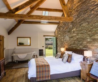 King Room with Mountain View