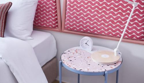 Comfy King Room