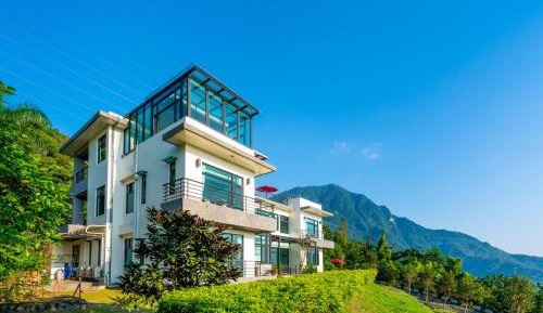 Villa with Sea View