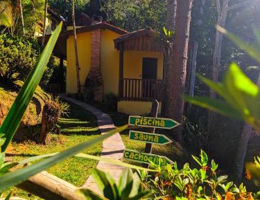 Apartment with Pool View 