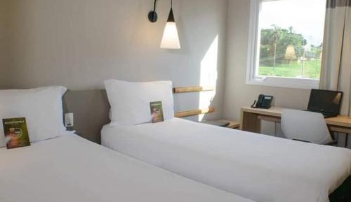 Standard Apartment with Two Single Beds