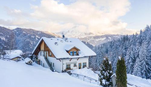 Superior One-Bedroom Apartment