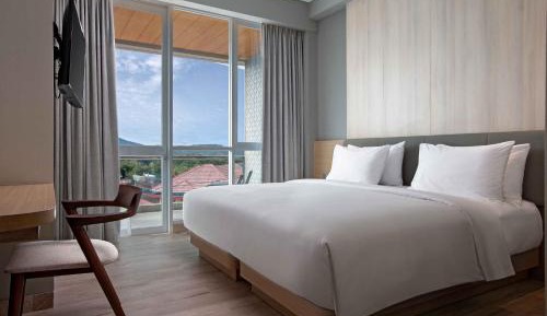 Deluxe Single Room with Balcony