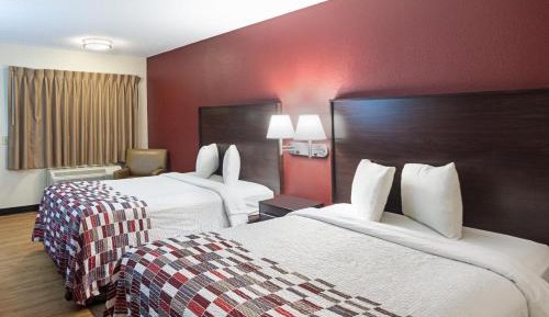 Deluxe Room with Two Double Beds Smoke Free