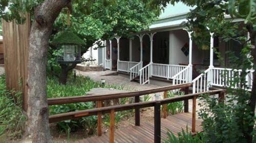 Standard Twin Room with Garden View