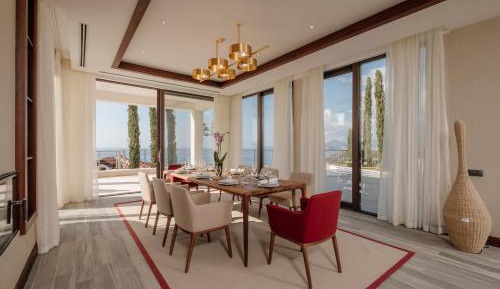 Villa with Sea View