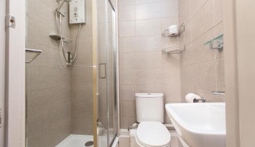 Deluxe Double Room with Shower