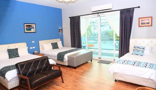 Quadruple Room with Balcony