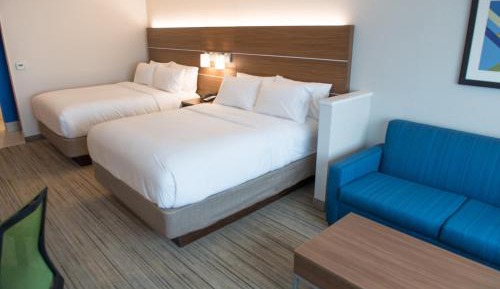 Queen Suite with Two Queen Beds and Sofa Bed