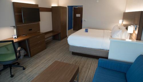 King Suite with Sofa Bed