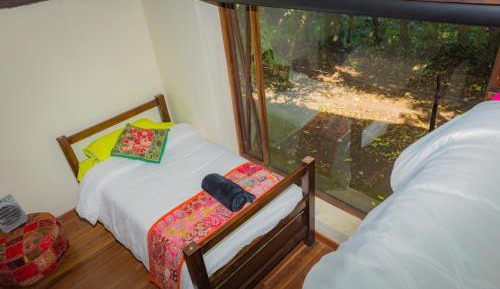 Quadruple Room with Private Bathroom