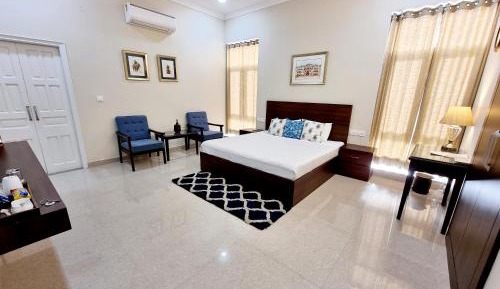 Superior King Room