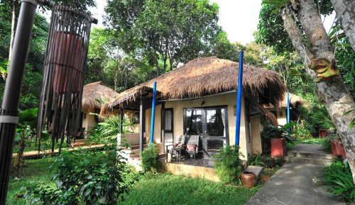 Bungalow with Garden View