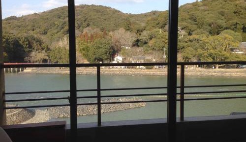 12 Japanese-Style Room