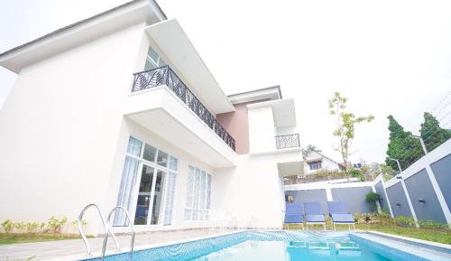 Four-Bedroom Villa