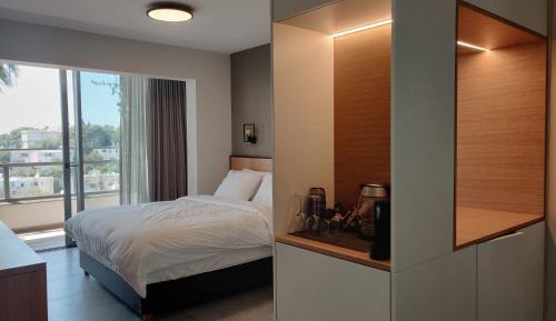 Studio Apartment with Sea View