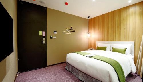 Standard Double Room (No Windows)