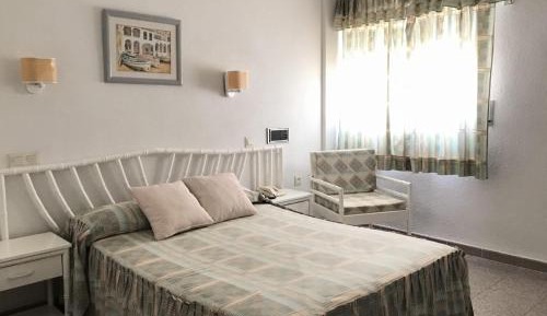 Economy Double or Twin Room