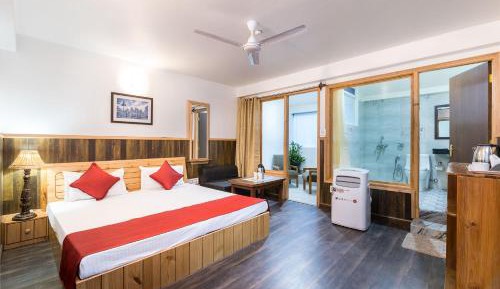 King Room with Balcony