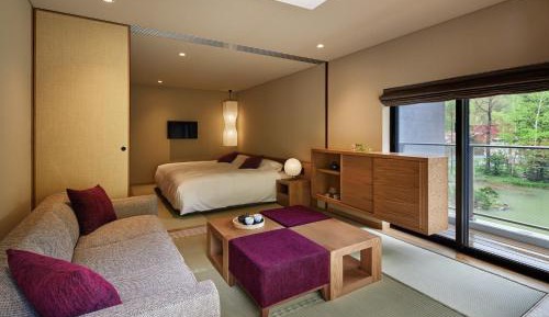 Deluxe Quadruple Room with Balcony