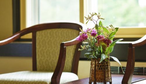 Room Selected at Check In with Shared Bathroom - Non-Smoking-Breakfast Included