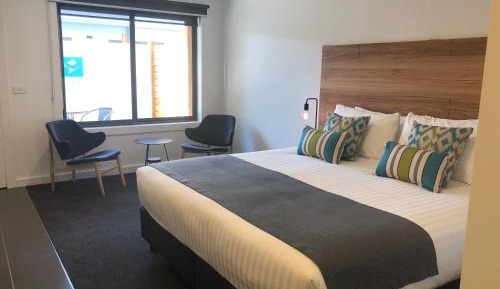 Deluxe Family Suite