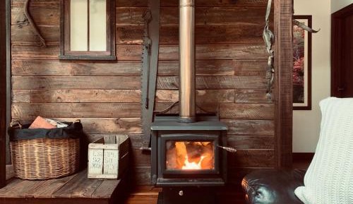 Pioneer Three-Bedroom Spa Cottage 