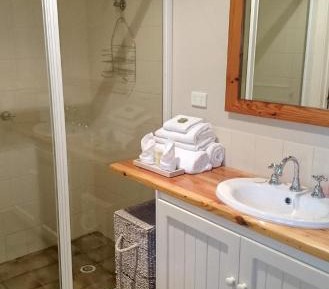 Splendid Wren Cottage