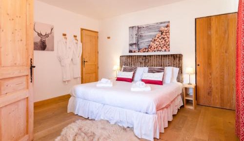 Five-Bedroom Apartment