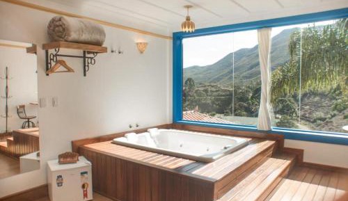 Queen Room with Spa Bath