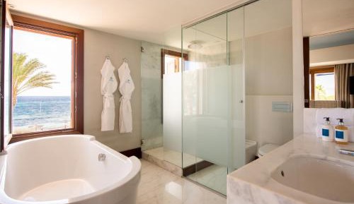 Loft with Sea View & Terrace