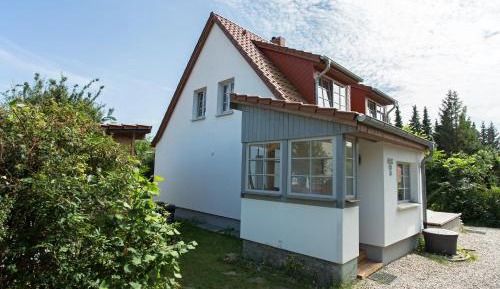 Apartment with Garden View
