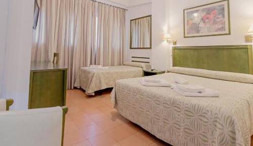 Twin Room with Extra Bed