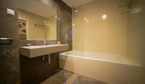 Double or Twin Room with Private Bathroom