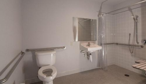 Queen Room - Disability Access