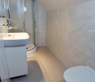 Triple Room with Bathroom