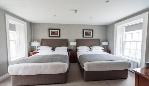 Superior Family Room