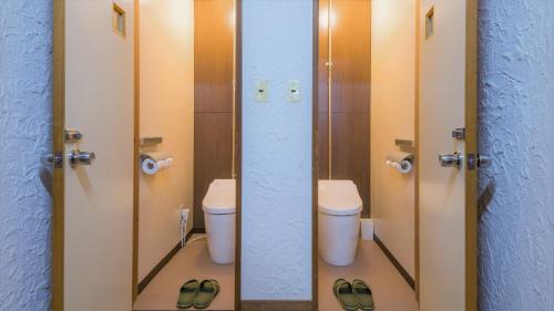Twin Room with Shared Bathroom