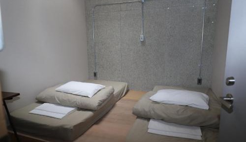 Standard Twin Room with Shared Bathroom