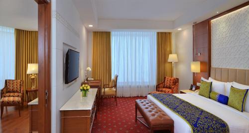 Deluxe Suite with 15% discount on spa, laundry and Happy Hours with 1+1 offer