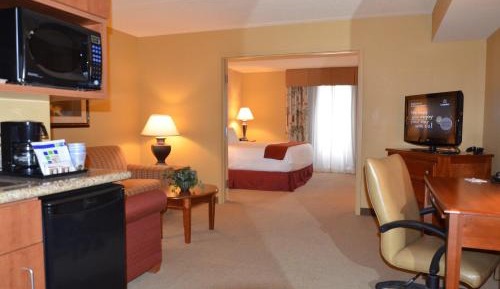 King Suite with Sofa Bed