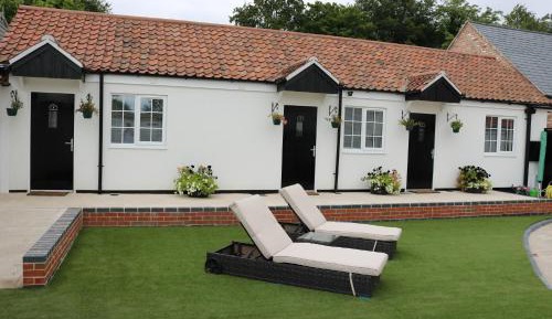 Deluxe Double or Twin Room with Garden View