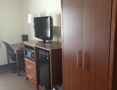 Queen Room - Non-Smoking