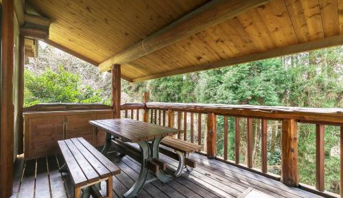 Standard Cottage