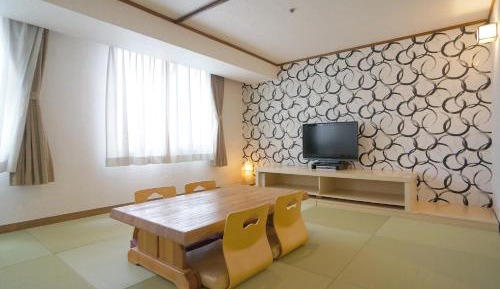 Japanese-Style Room