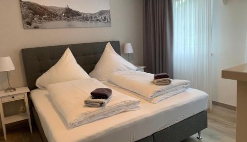 Double Room with Private External Bathroom on the hall