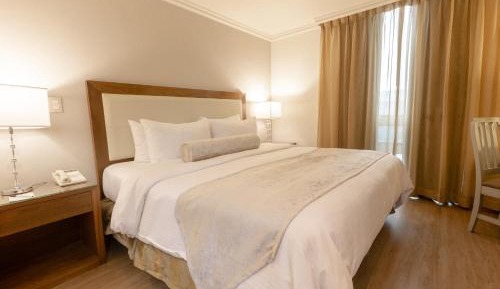 One-Bedroom King Suite with Sofa Bed