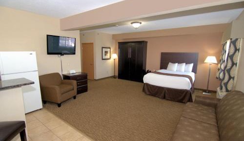 Family/Meeting Suite