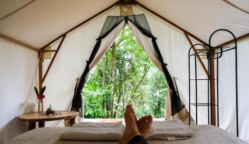 Bungalow with Garden View