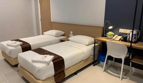 Standard Twin Room
